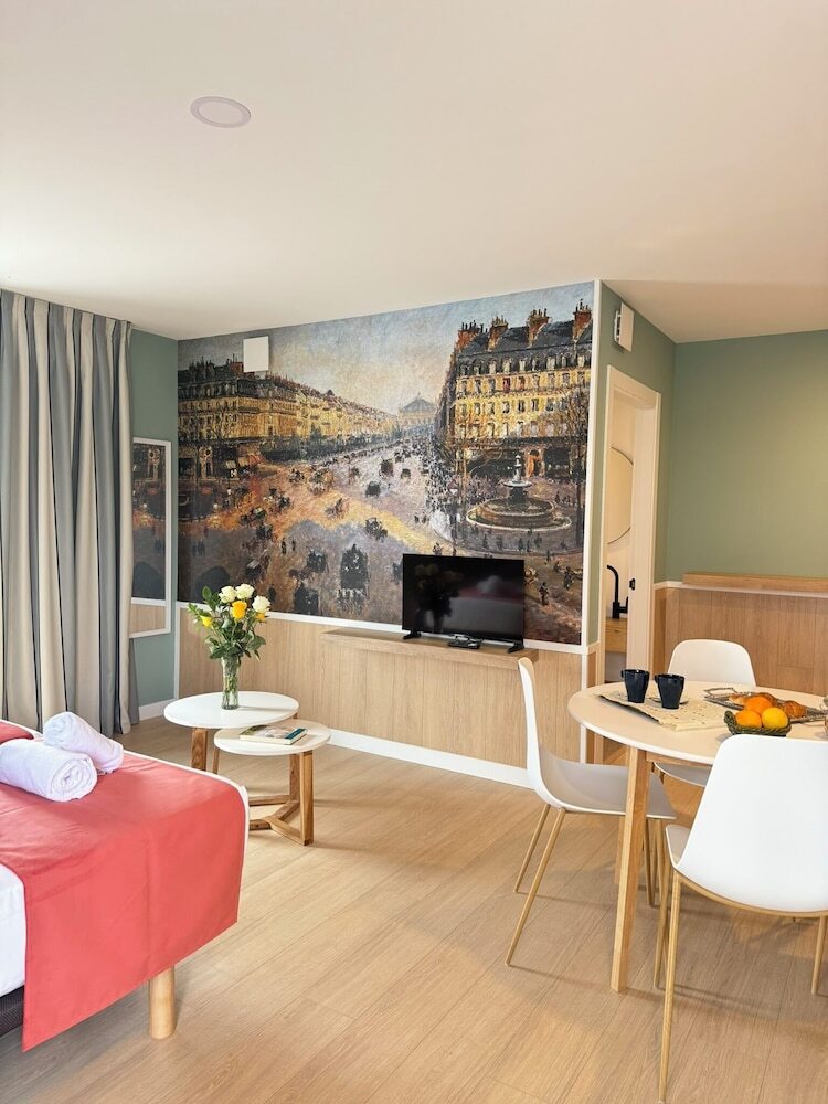 Hotel Luxury Singular Pensi�n Estudios Blue