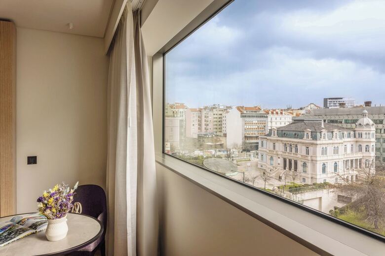 Hotel Me Lisbon By Meli�