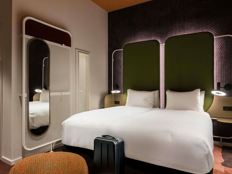 You Hotel Budapest - Handwritten Collection