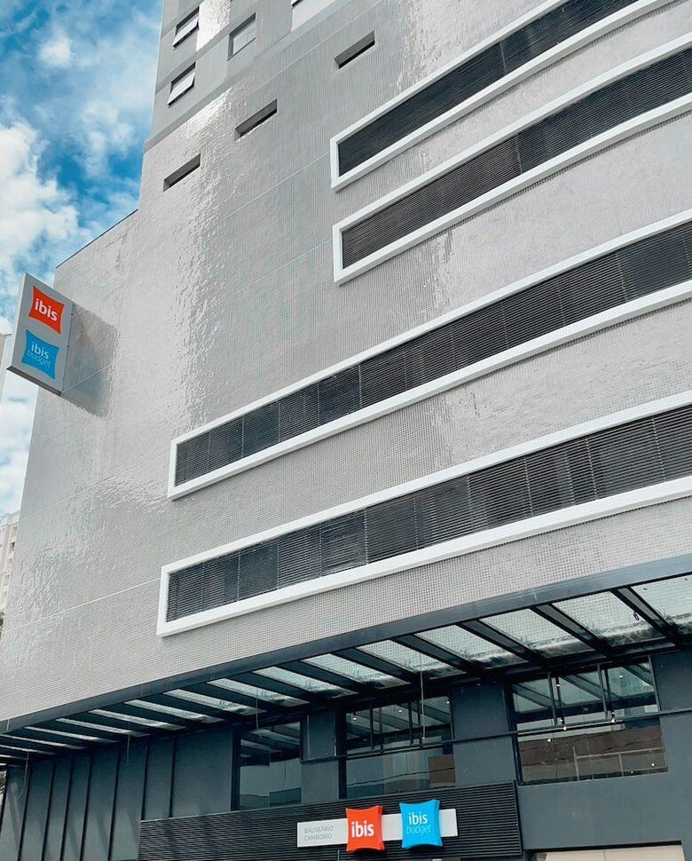 Hotel Ibis Budget Cambori�