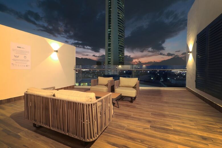 Hotel Holiday Inn Express Monterrey Fundidora By Ihg