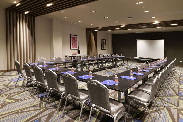 Hotel Holiday Inn Express Monterrey Fundidora By Ihg