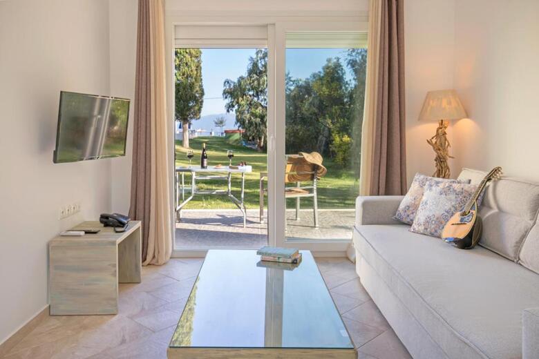 Sami Beach Hotel