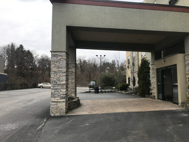 Hotel Comfort Suites Monaca