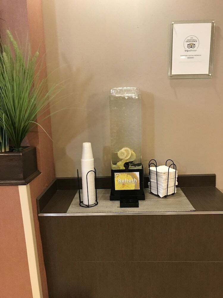 Hotel Comfort Suites Monaca