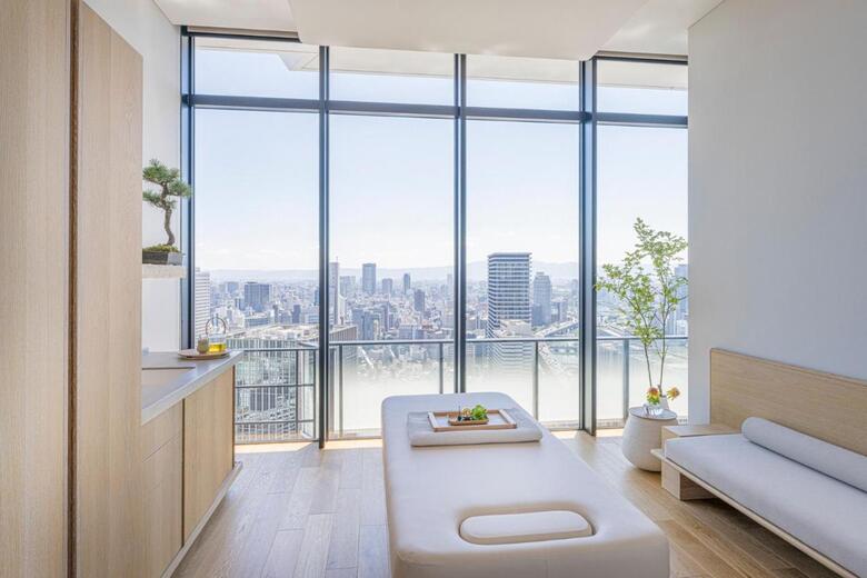 Four Seasons Hotel Osaka