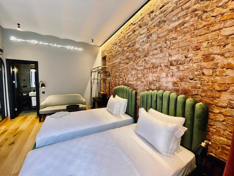 Ruz Hotels