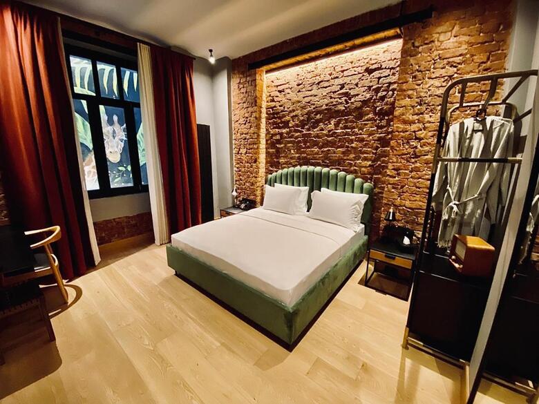 Ruz Hotels