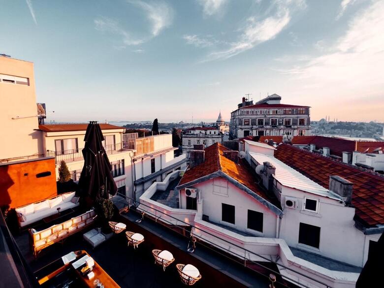 Ruz Hotels