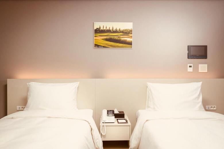 Sollago Myeongdong Hotel & Residence