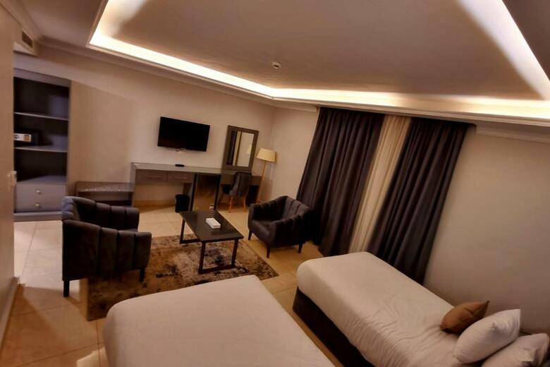 Grand Plaza Hotel & Resort