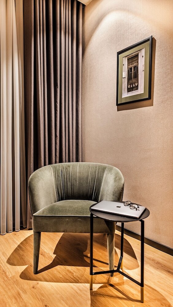 Lamartine Hotel