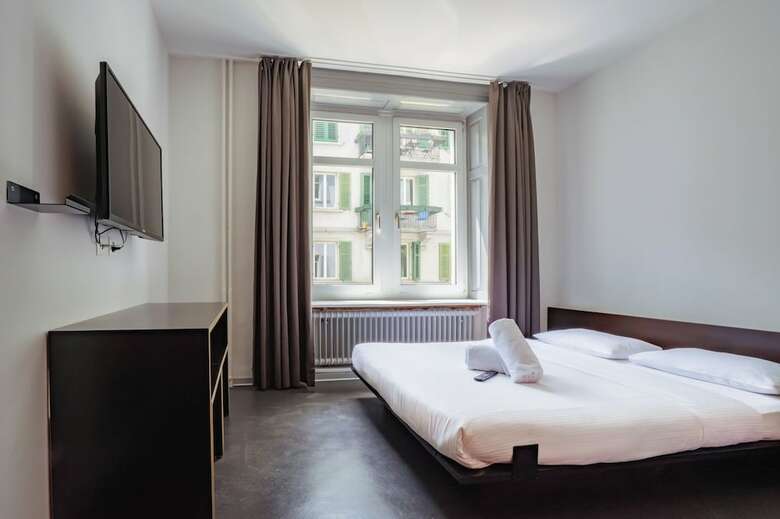 Easyhotel Z�rich City Centre