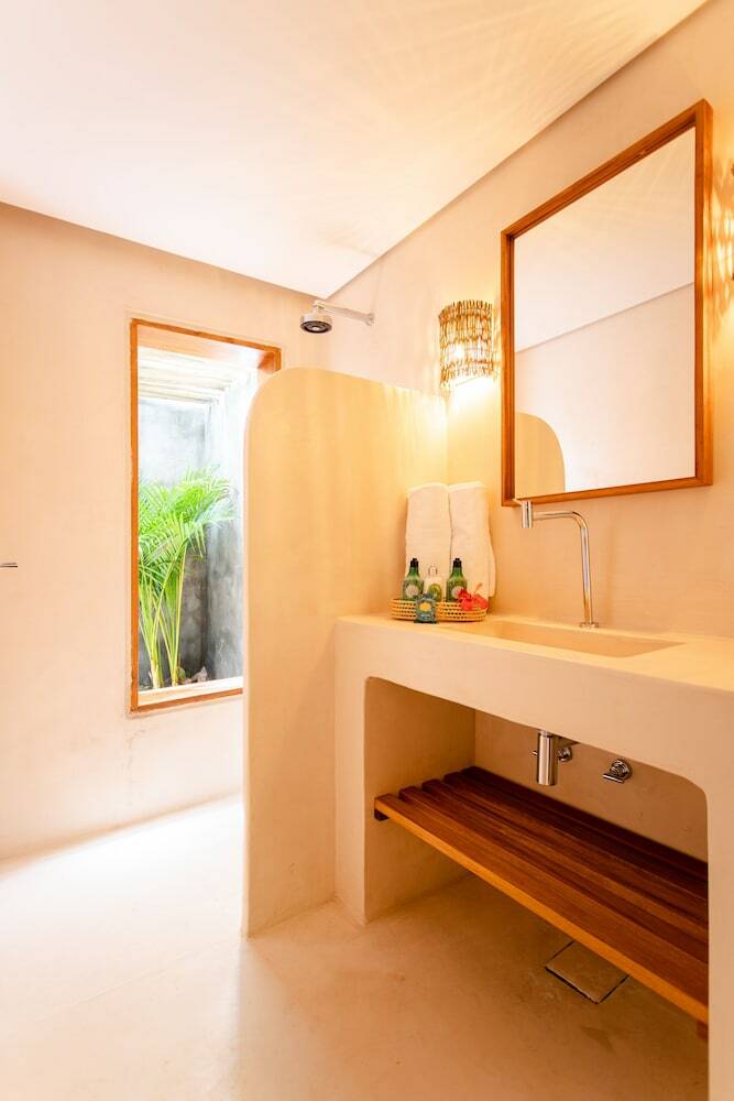 Caf� Jeri Hotel - Adults Only