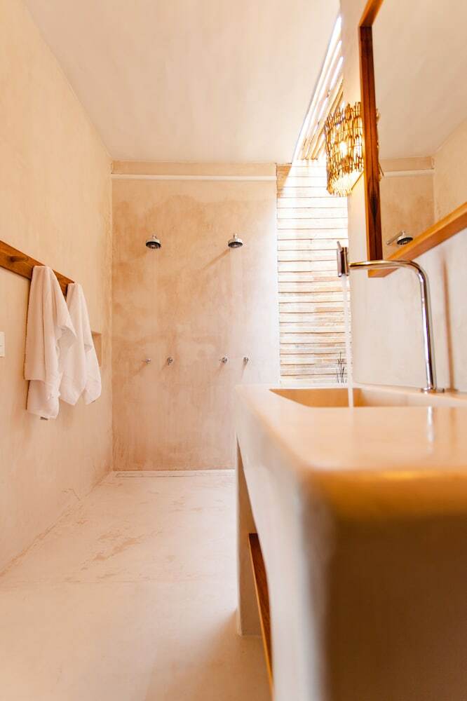 Caf� Jeri Hotel - Adults Only