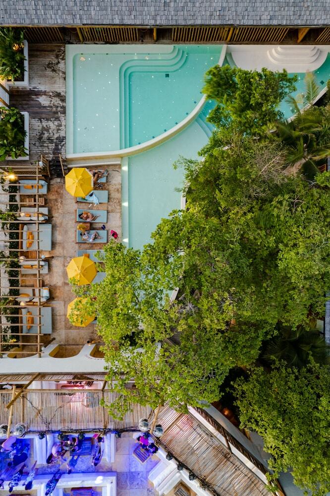 Caf� Jeri Hotel - Adults Only