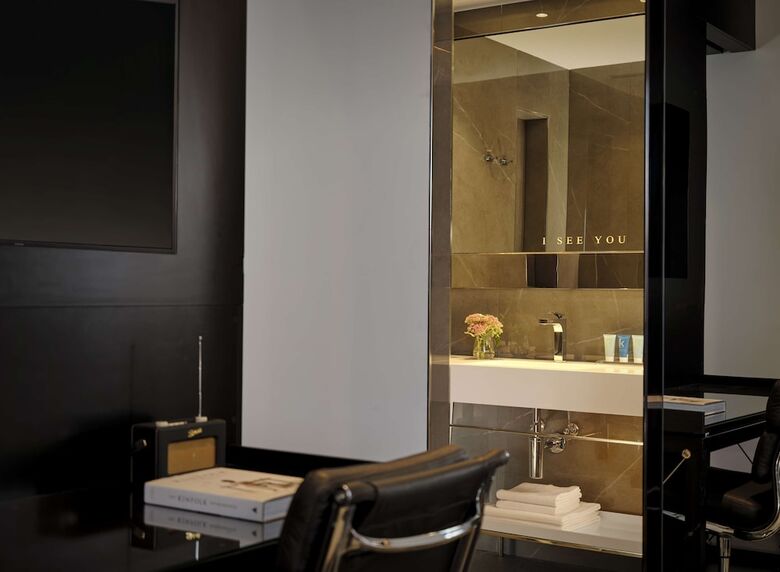 Art?otel Zagreb Powered By Radisson Hotels