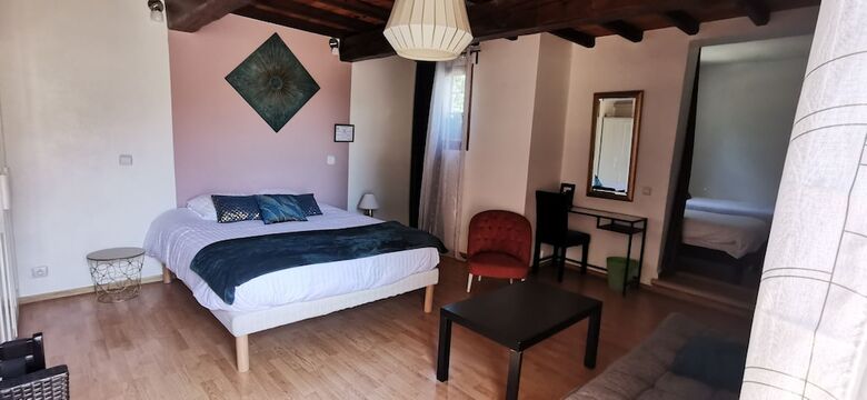 Hotel Le Mas Des Amandiers
