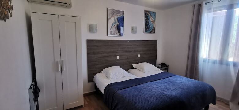 Hotel Le Mas Des Amandiers