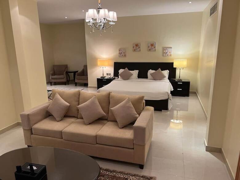 Al Gosaibi Hotel - Villa