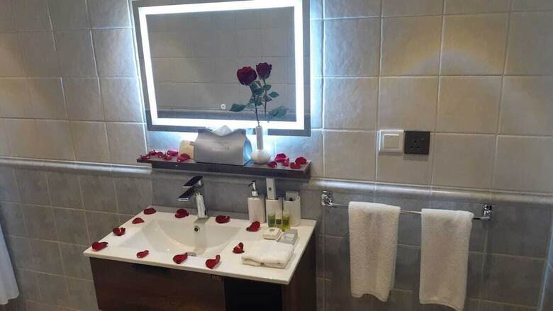 Al Gosaibi Hotel - Villa