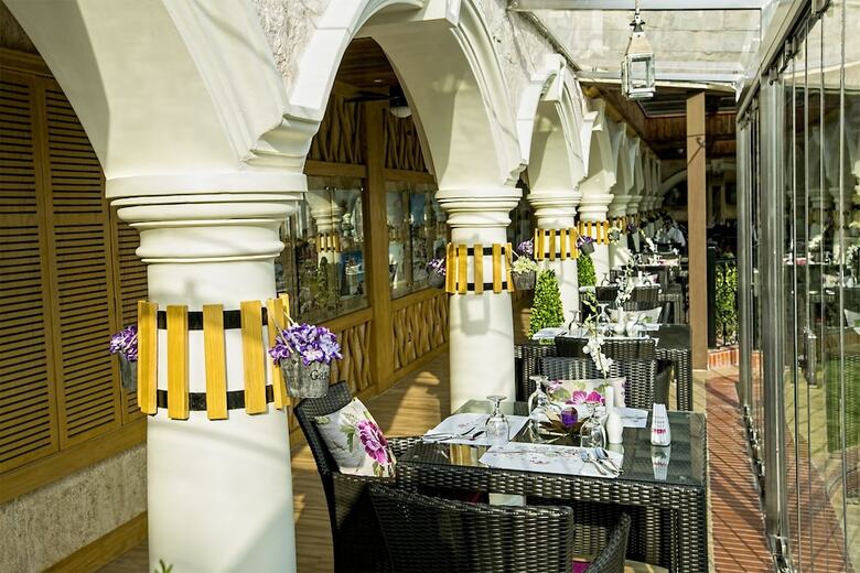 Al Gosaibi Hotel - Villa