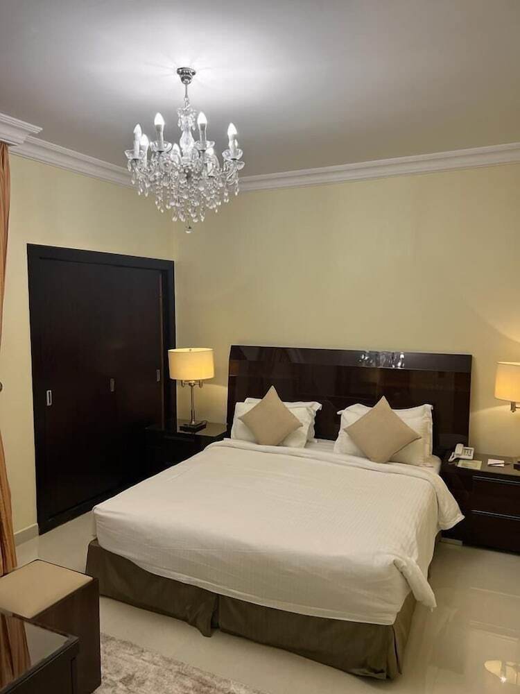 Al Gosaibi Hotel - Villa