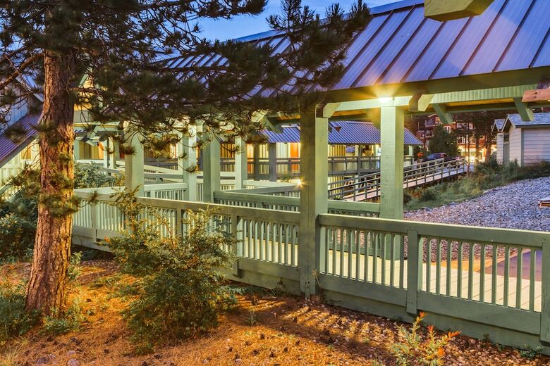 Hotel Canadian Princess Lodge & Marina