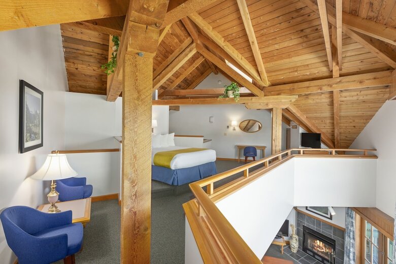 Hotel Canadian Princess Lodge & Marina