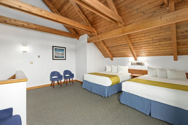 Hotel Canadian Princess Lodge & Marina