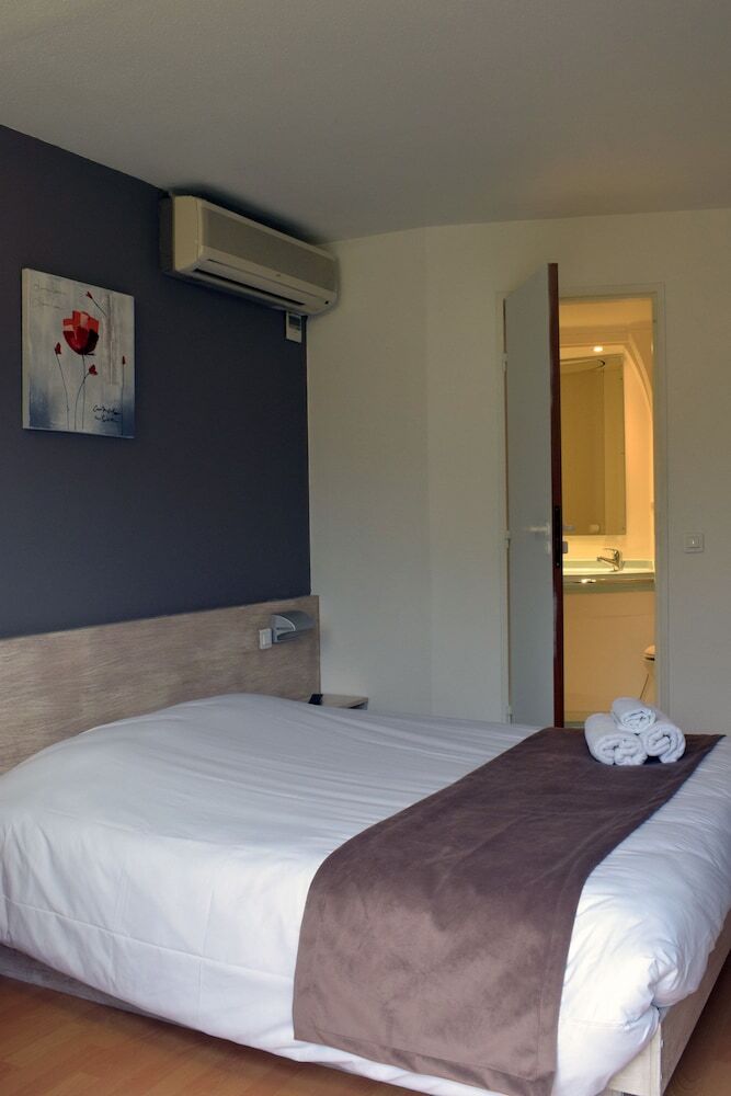 Hotel H�tel Montaigne Montcaret