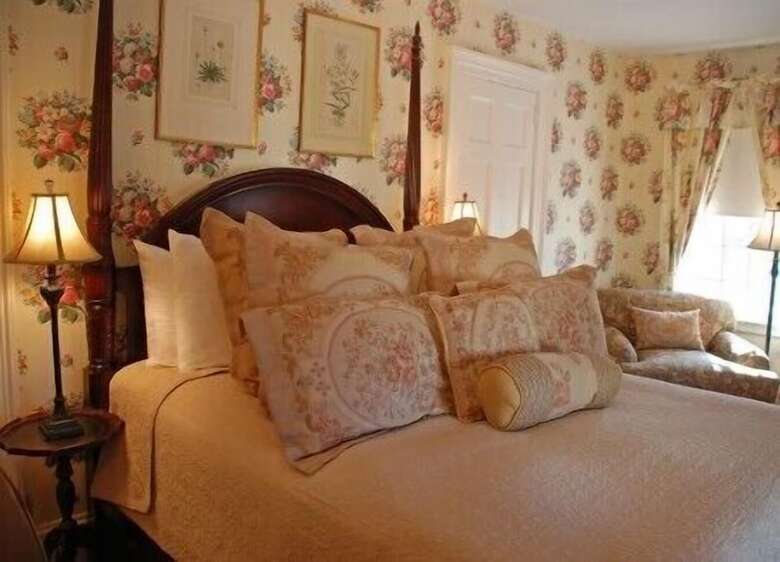 Posada Bee And Thistle Inn