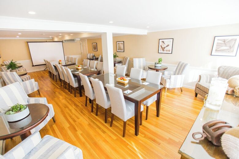 Hotel The Harborside Inn