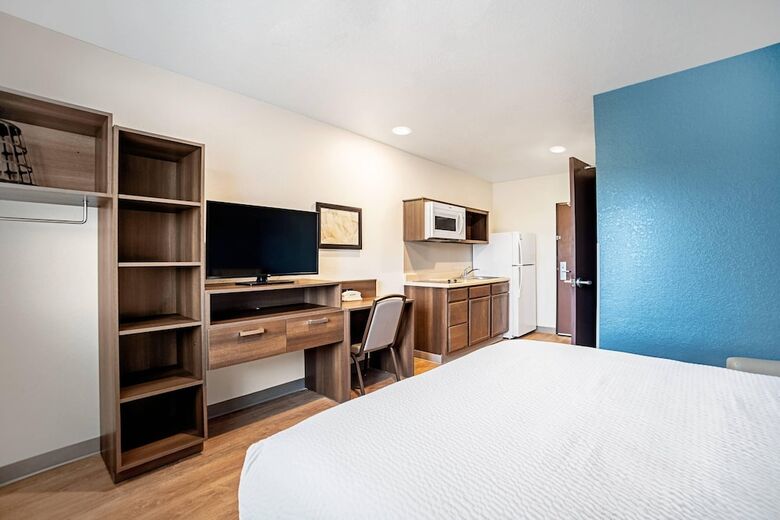 Hotel Woodspring Suites Naples East