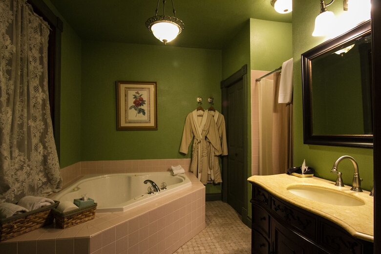 Bed & Breakfast Swantown Inn
