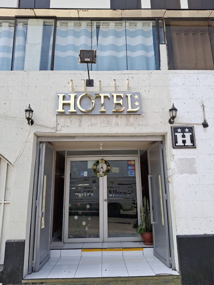 Hotel Sideral Aqp