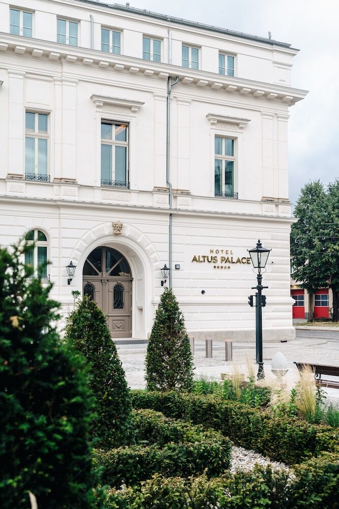 Hotel Altus Palace - Destigo Hotels