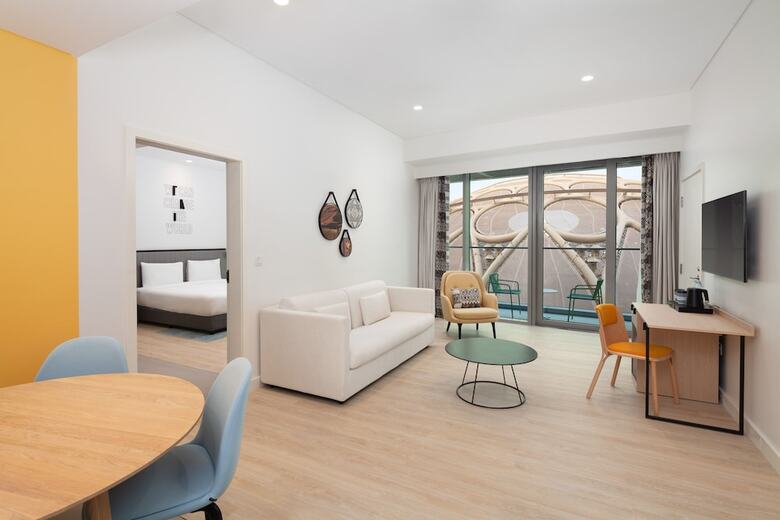 Hotel Rove Expo City