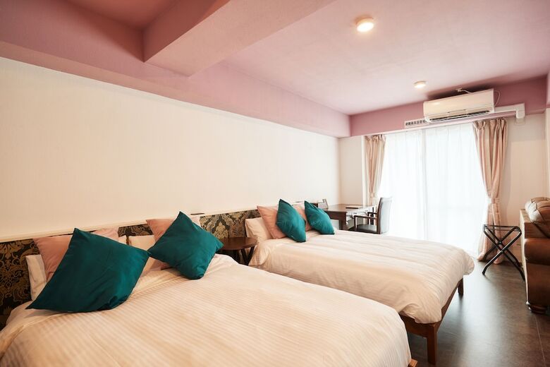 Hotel Glory Island Okinawa Sobe