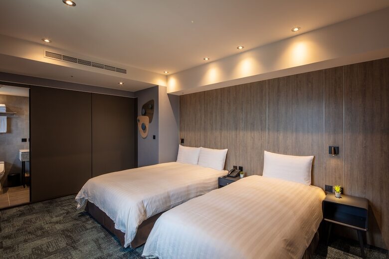 Roaders Plus Hotel Taipei Station