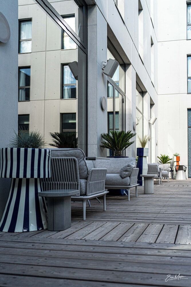 The Ruck Hotel