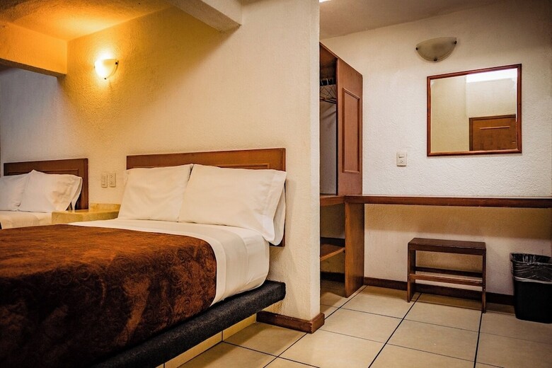 Hotel Azucena