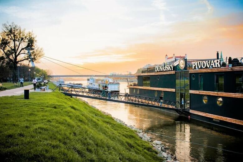 Hotel Botel Dunajsk� Pivovar