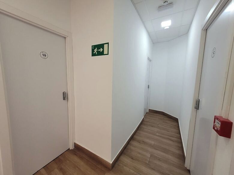 Hotel Ayz Elcano - Auto Check-in Property
