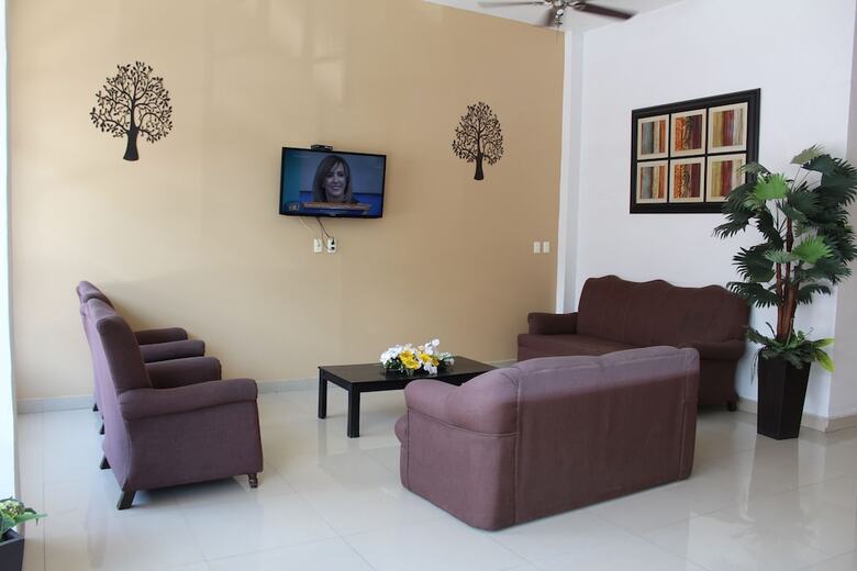 Hotel El Roble