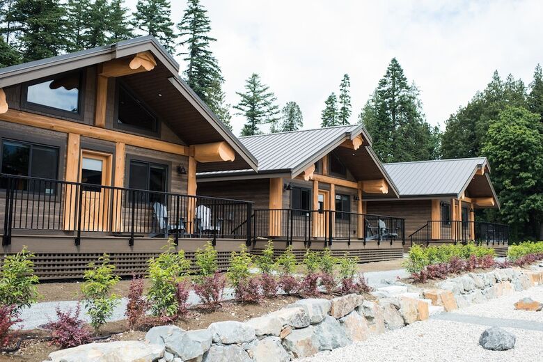 Bed & Breakfast Rowena's Inn On The River