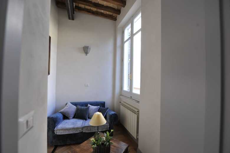 Rome Frattina 27