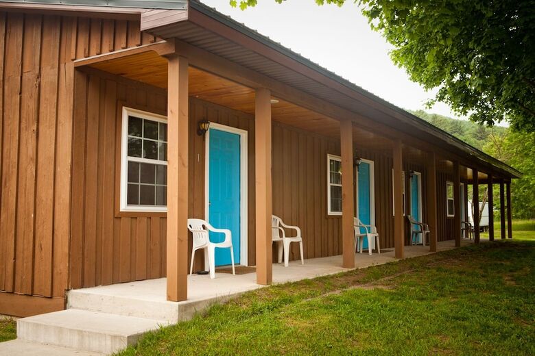 Hotel Blue Hill Lodge