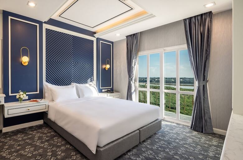 Eastin Hotel Vientiane