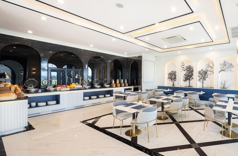 Eastin Hotel Vientiane